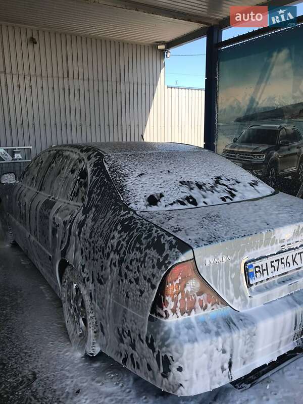Седан Chevrolet Evanda 2005 в Роздільній