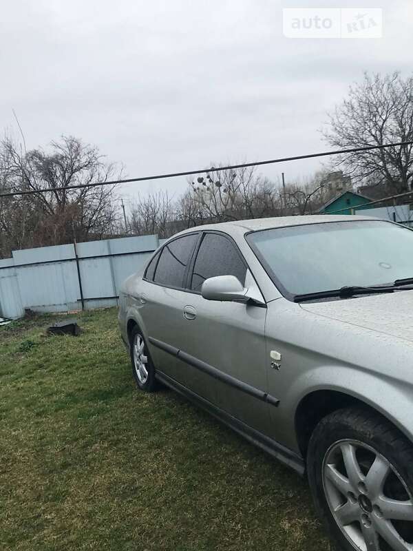 Седан Chevrolet Evanda 2005 в Черновцах