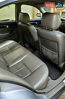 Седан Chevrolet Evanda 2006 в 