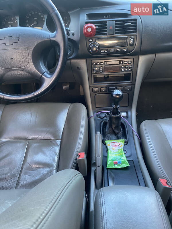 Седан Chevrolet Evanda 2006 в Луцке