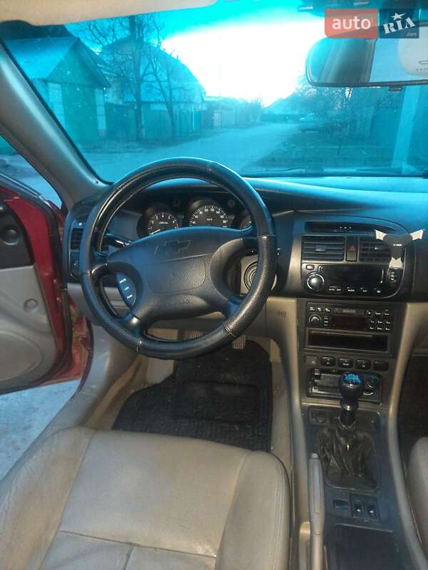 Седан Chevrolet Evanda 2004 в Корсунь-Шевченківському