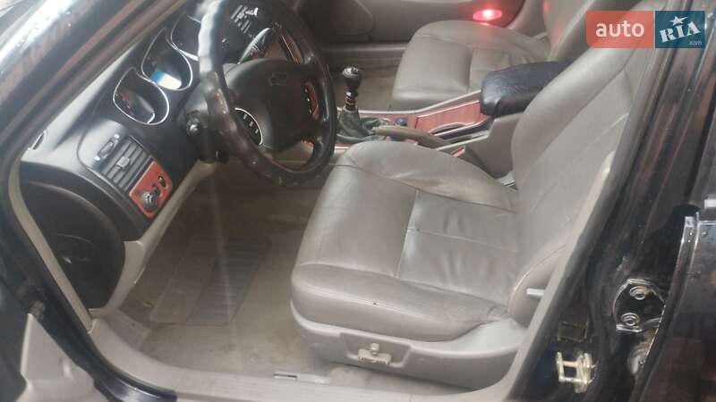 Седан Chevrolet Evanda 2006 в Гайсине