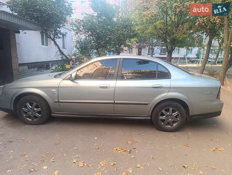Седан Chevrolet Evanda 2005 в Полтаві