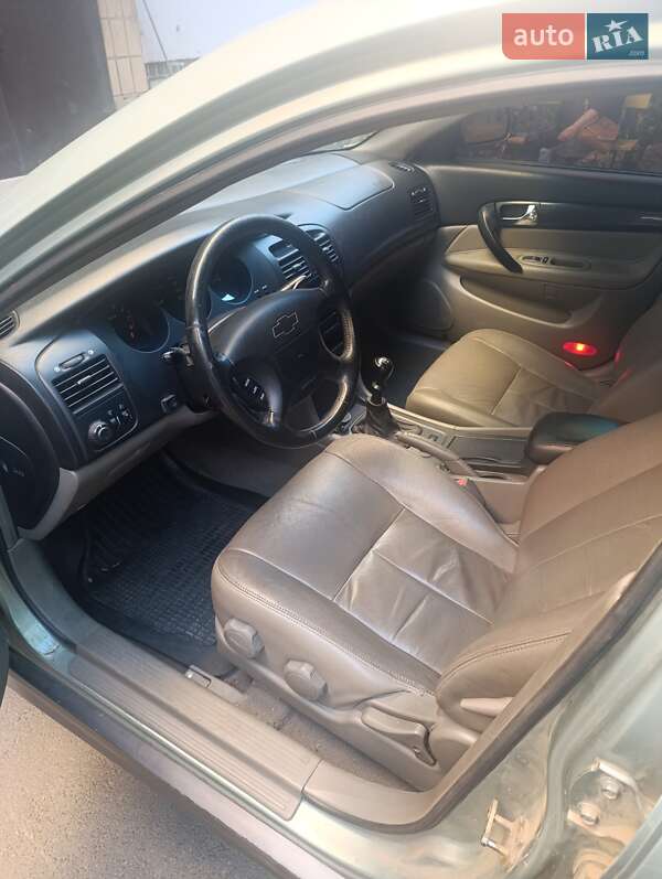 Седан Chevrolet Evanda 2005 в Полтаві