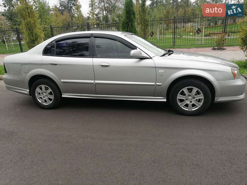 2005 Chevrolet Evanda, VIN KL1LF69ZE6B191429:plate — фото 1 (autoria)