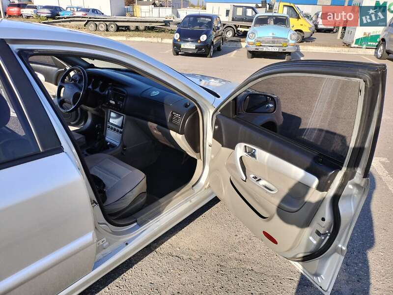 Седан Chevrolet Evanda 2006 в Белой Церкви фото 13 Седан Chevrolet Evanda 2006 в Белой Церкви