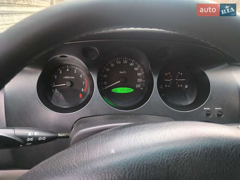 Седан Chevrolet Evanda 2006 в Василькове