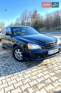 Седан Chevrolet Evanda 2006 в Виньковцах