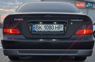 Седан Chevrolet Evanda 2005 в 