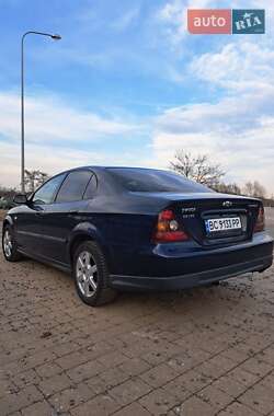 Седан Chevrolet Evanda 2005 в 