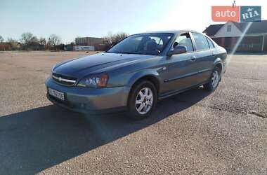 Седан Chevrolet Evanda 2004 в 
