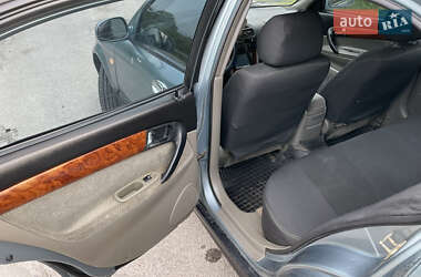 Седан Chevrolet Evanda 2005 в 
