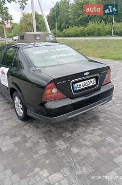 Седан Chevrolet Evanda 2006 в 