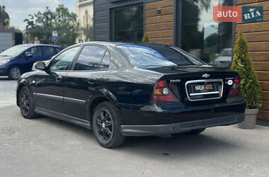 Седан Chevrolet Evanda 2006 в 