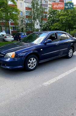 Седан Chevrolet Evanda 2006 в 