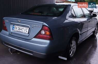 Седан Chevrolet Evanda 2005 в 