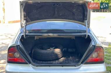 Седан Chevrolet Evanda 2006 в 