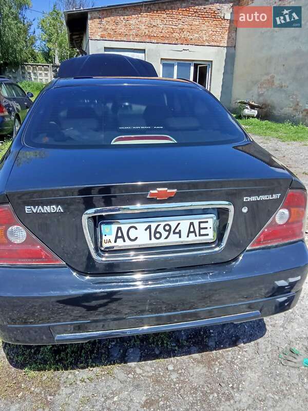 Седан Chevrolet Evanda 2005 в 