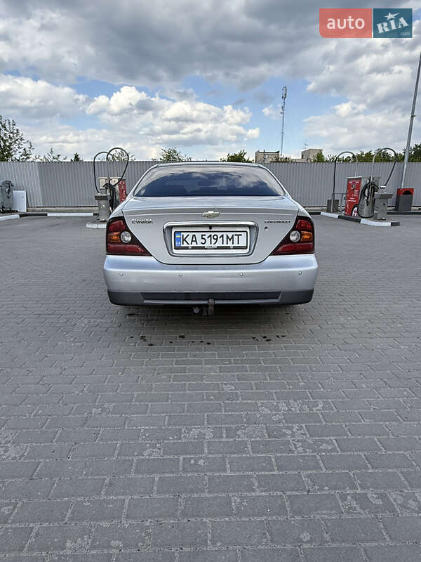 Седан Chevrolet Evanda 2006 в Києві
