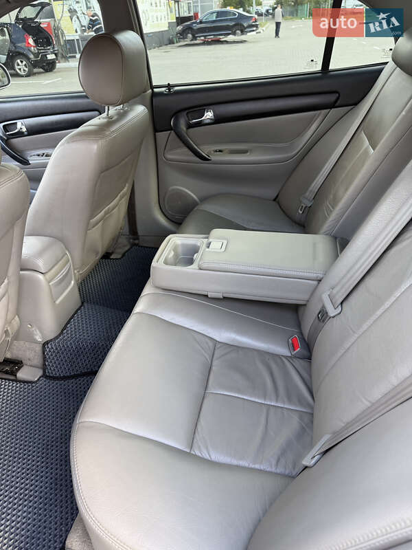 Седан Chevrolet Evanda 2006 в Києві