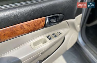 Седан Chevrolet Evanda 2005 в 