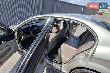 Седан Chevrolet Evanda 2005 в 