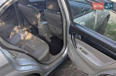 Седан Chevrolet Evanda 2006 в 