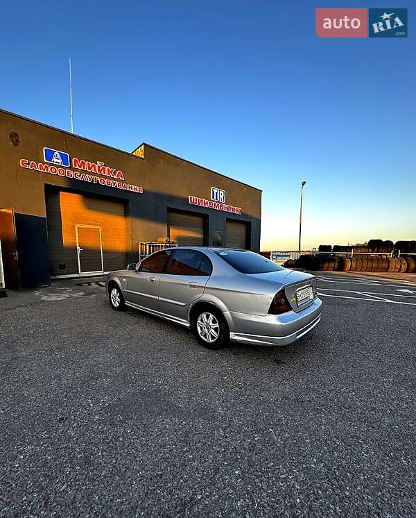 Седан Chevrolet Evanda 2005 в Одесі