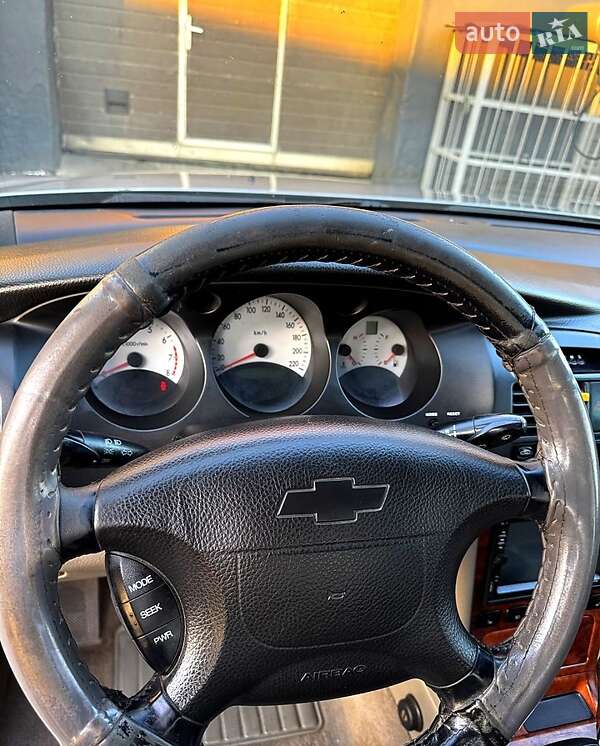 Седан Chevrolet Evanda 2005 в Одесі
