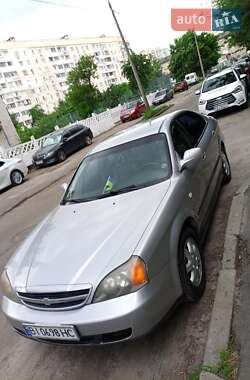 Седан Chevrolet Evanda 2006 в Киеве