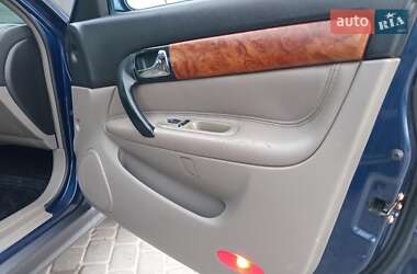 Седан Chevrolet Evanda 2005 в 