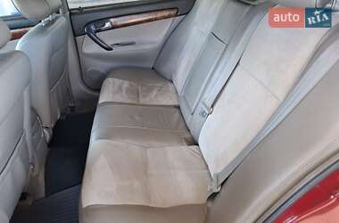 Седан Chevrolet Evanda 2004 в 