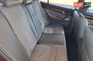 Седан Chevrolet Evanda 2004 в 