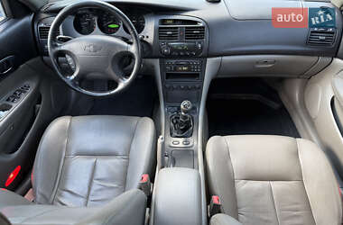 Седан Chevrolet Evanda 2005 в 