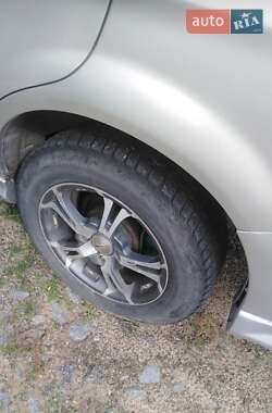 Седан Chevrolet Evanda 2005 в 