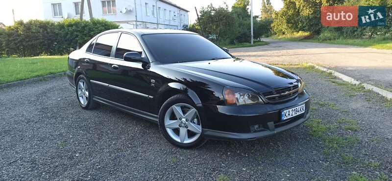 Седан Chevrolet Evanda 2006 в Дубно