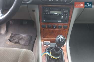 Седан Chevrolet Evanda 2005 в 