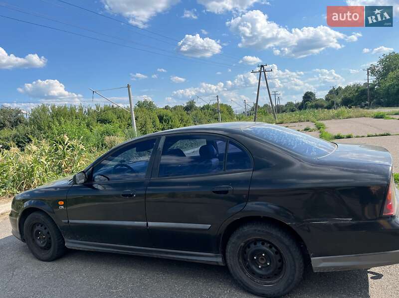 Chevrolet Evanda 2005