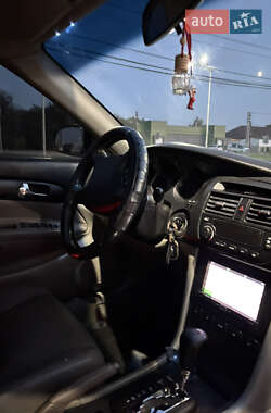 Седан Chevrolet Evanda 2005 в 