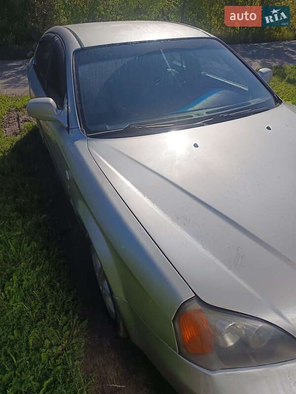 Седан Chevrolet Evanda 2006 в Овруче