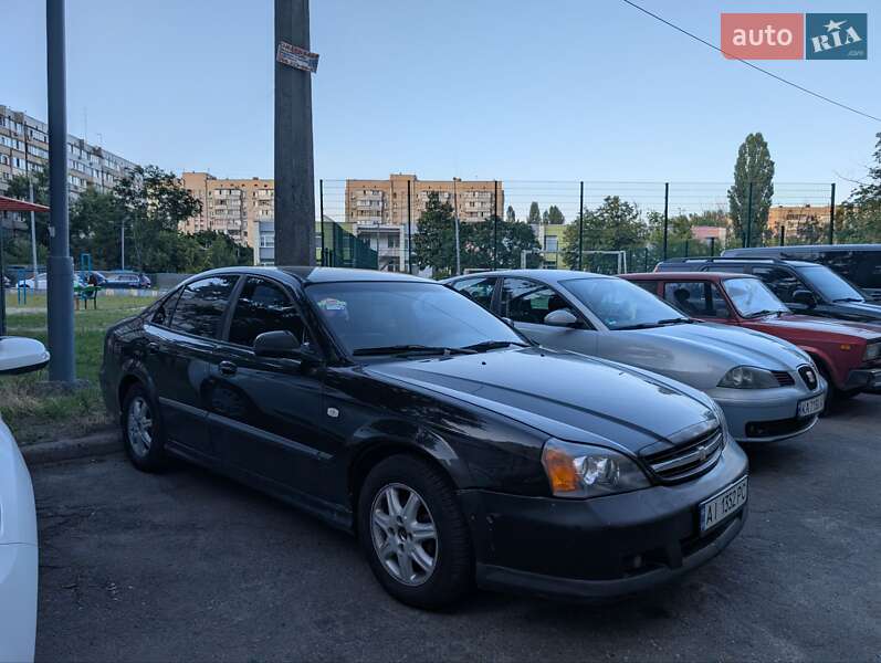 Chevrolet Evanda 2005