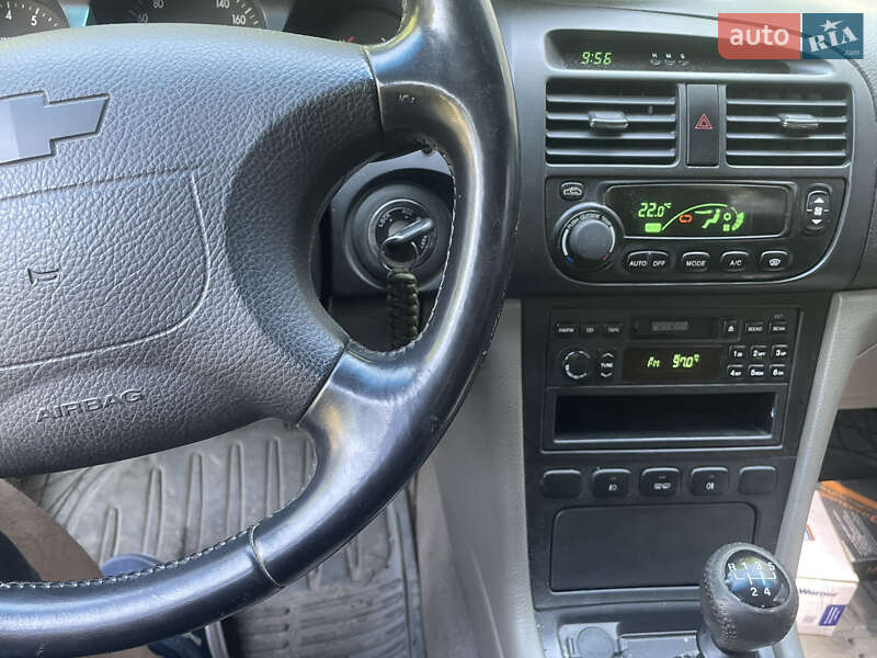 Седан Chevrolet Evanda 2005 в Львове фото 6 Седан Chevrolet Evanda 2005 в Львове