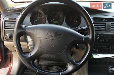 Седан Chevrolet Evanda 2005 в Киеве
