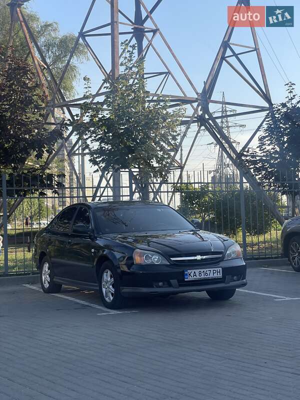 Chevrolet Evanda 2005