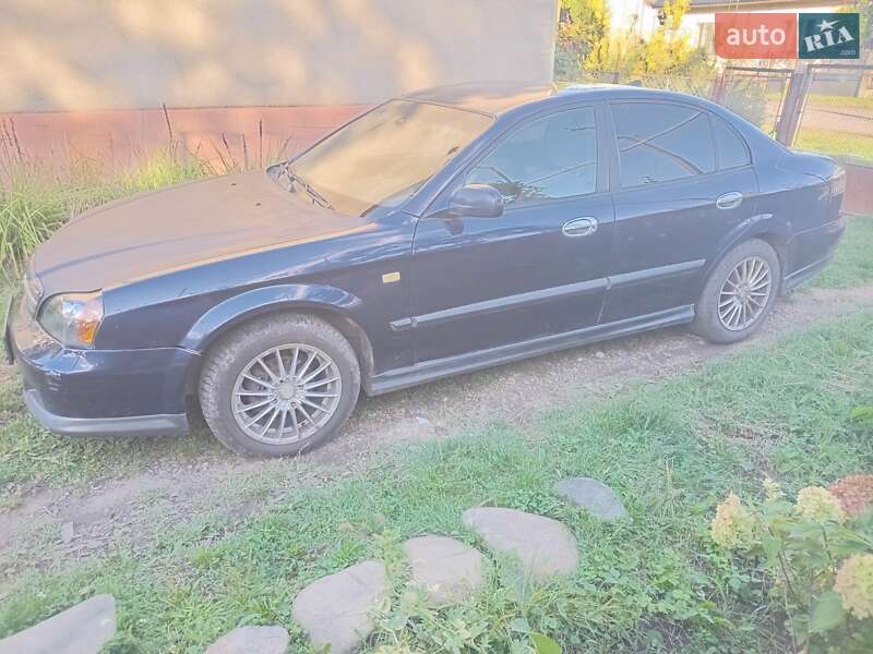 Седан Chevrolet Evanda 2005 в Ужгороде