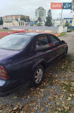 Седан Chevrolet Evanda 2006 в 
