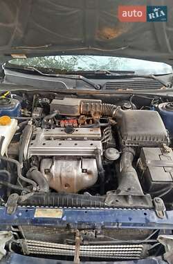 Седан Chevrolet Evanda 2006 в 