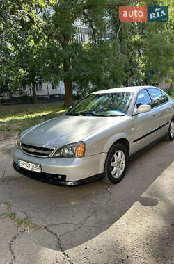 Седан Chevrolet Evanda 2005 в 