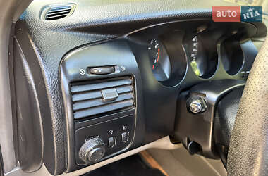 Седан Chevrolet Evanda 2005 в 