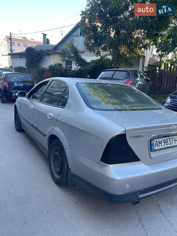 Chevrolet Evanda 2006